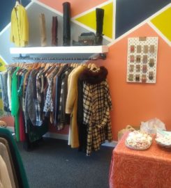 Bloom Consignment & Resale Clothing